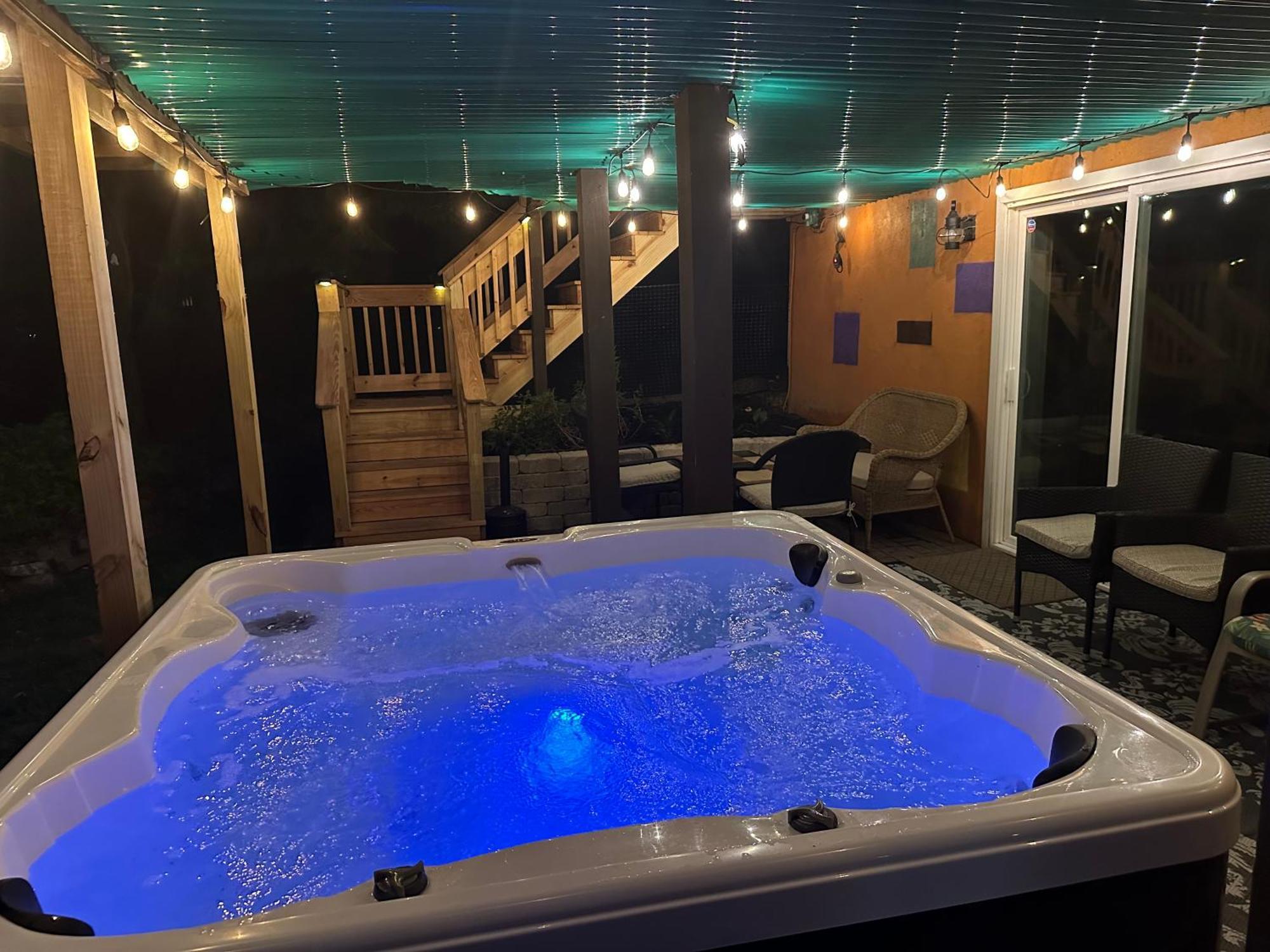 Wow!! Ultimate Pocono Retreat, Hot Tub, Game Room, Deck, Lakes, Skiing, Pools Long Pond Экстерьер фото